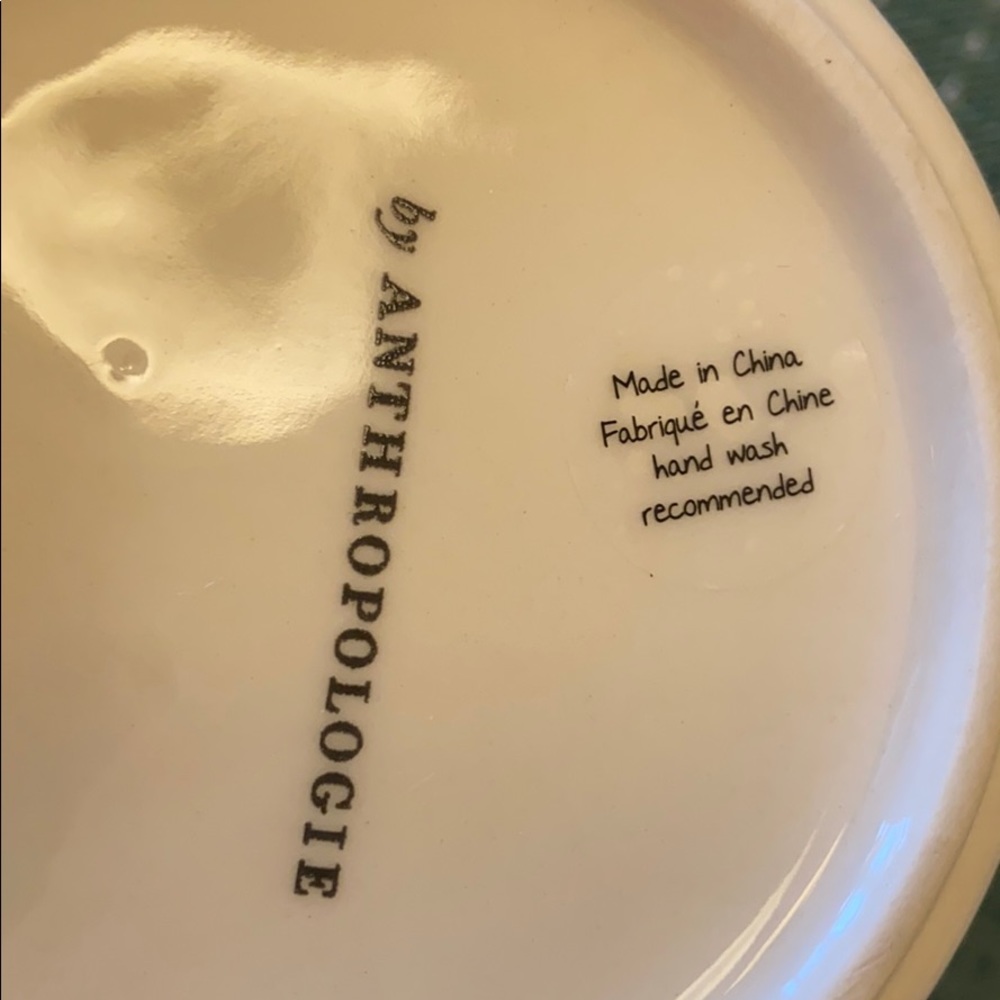 NIB/NWT Anthropologie set of 4 Gisele Living Lovely mugs - Picture 2 of 2